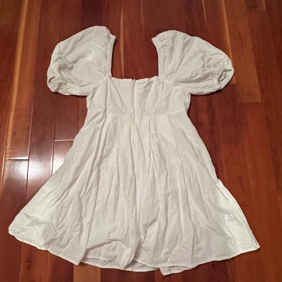 White Swiss Dot Altar’d State Baby Doll Mini Dress — XS - Picture 4 of 6